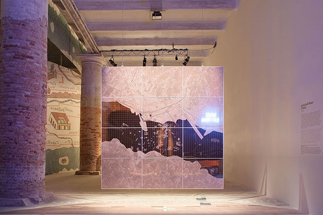 Groundfloor crisis (veduta di un pannello in mostra), Supervoid architettura, Biennale Venezia, 2014