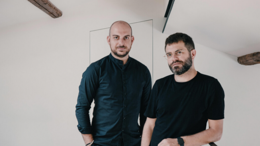 Luca Scollo e Eugenio Salvetti, fondatori dello studio OKS Architetti
