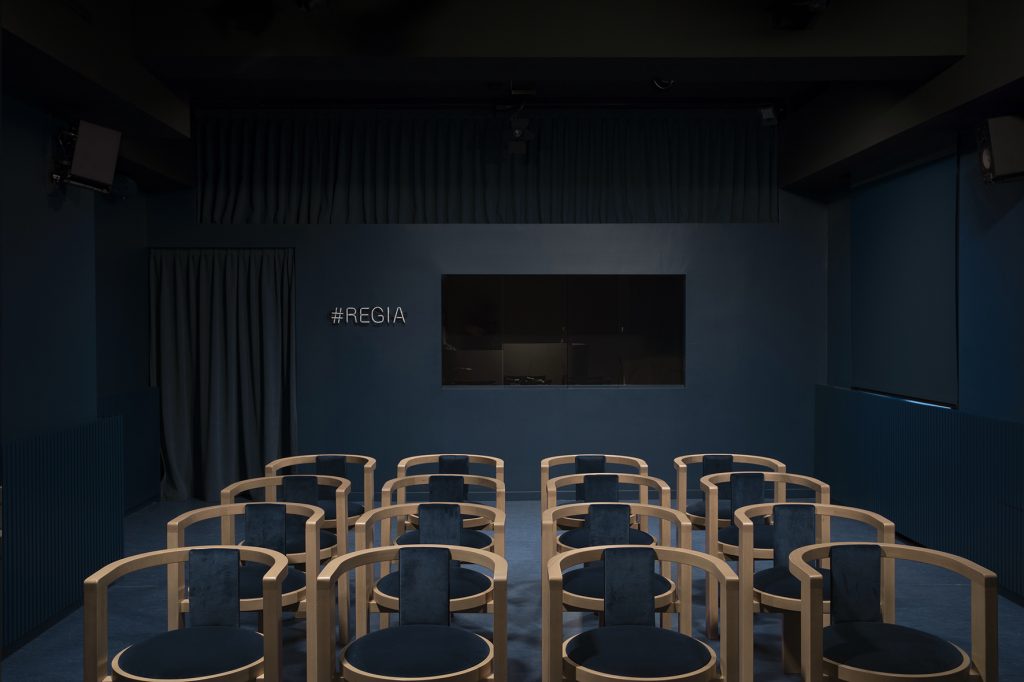 Sala multimediale (vista sulla regia), OPUS Atelier, Università Cattolica del Sacro Cuore, Milano, 2021