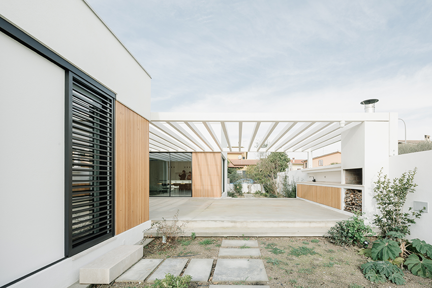 PSP HOUSE, SARDARCH, Sud Sardegna, 2020; fotografia di Cédric Dasesson