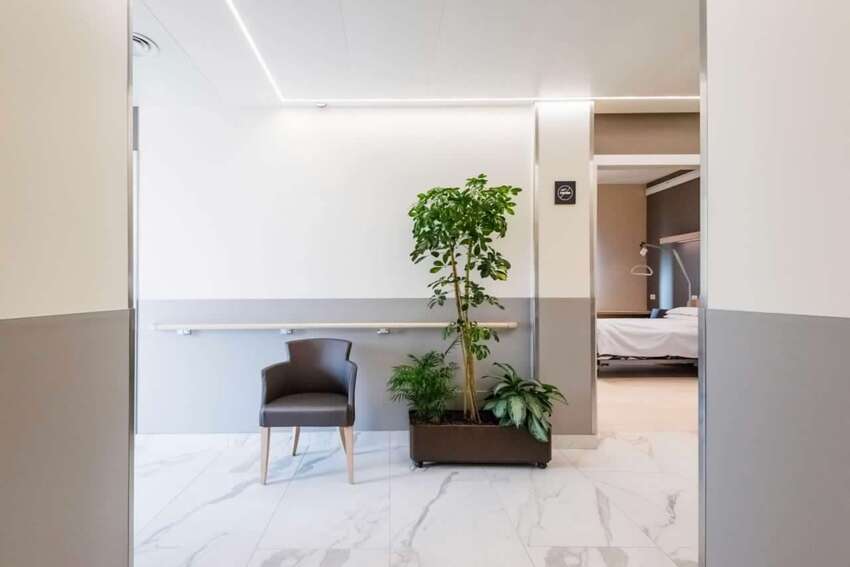 SCM patients' rooms, Milano, 2019, Commerciale