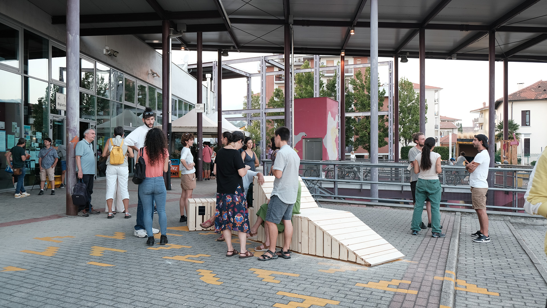 fuoriCENTRO, kiez.agency, Ivrea, 2023, Allestimento