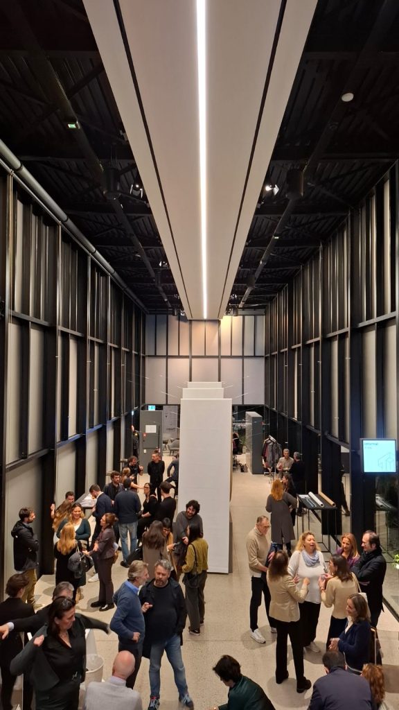 Ospiti e installazione - Premio nuovarchitettura 2024 - Theatro 